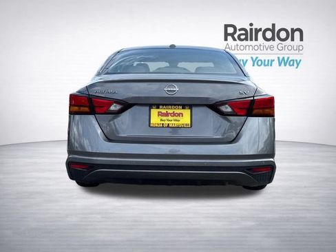Used 2024 Nissan Altima 2.5 SV FWD image 6