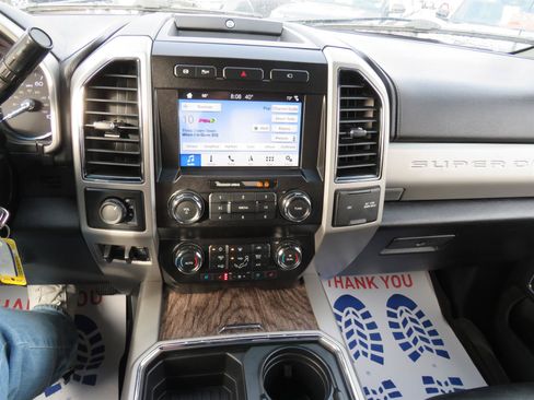 Used 2019 Ford F250 Lariat AWD/4WD image 17