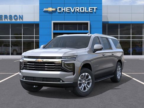 New 2026 Chevrolet Suburban LT w/ Comfort Package image 7