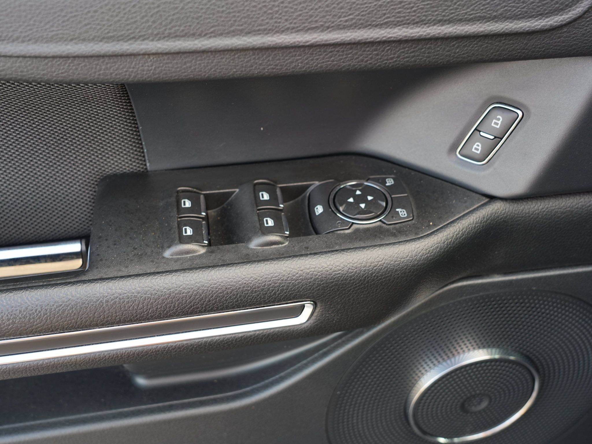 Used 2021 Ford Expedition XL AWD/4WD image 17