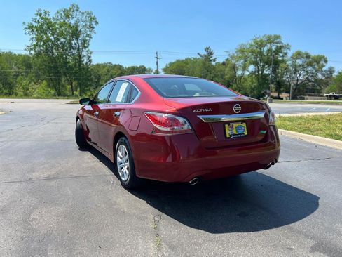 Used 2014 Nissan Altima 2.5 S FWD image 6