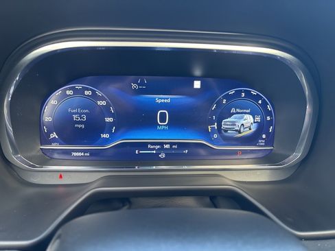 Used 2022 Chevrolet Tahoe RST w/ Luxury Package image 27