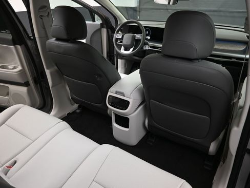 New 2026 Hyundai Ioniq 9 SEL image 15