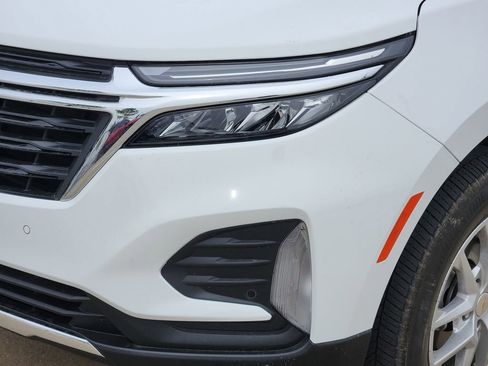 Used 2024 Chevrolet Equinox LT image 13