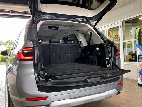 Used 2026 BMW X7 xDrive40i AWD/4WD image 19