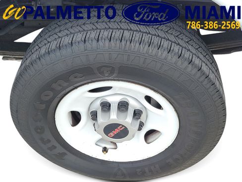 Used 2020 GMC Savana 2500 Extended w/ Driver Convenience Package RWD image 12