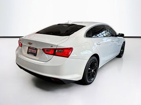 Used 2018 Chevrolet Malibu LT image 6