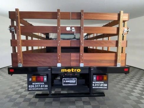 New 2025 Chevrolet Low Cab Forward image 5