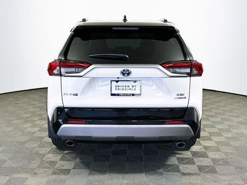 Certified 2024 Toyota RAV4 XSE w/ Advanced Technology Package AWD/4WD image 7