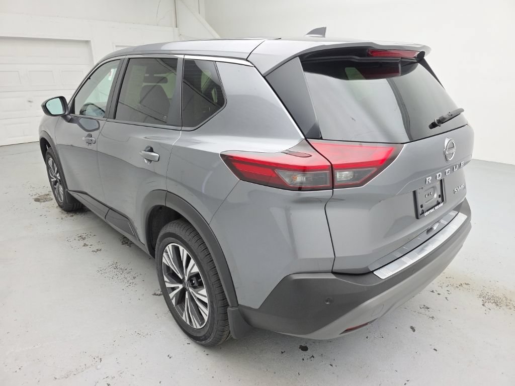 Used 2023 Nissan Rogue SV AWD/4WD image 9