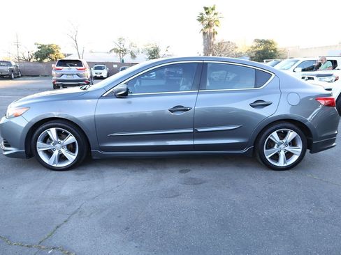 Used 2013 Acura ILX w/ Technology Package image 7