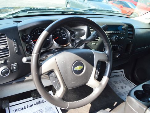 Used 2012 Chevrolet Silverado 1500 LT AWD/4WD image 16
