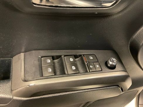 Used 2017 Toyota Tacoma TRD Pro AWD/4WD image 18