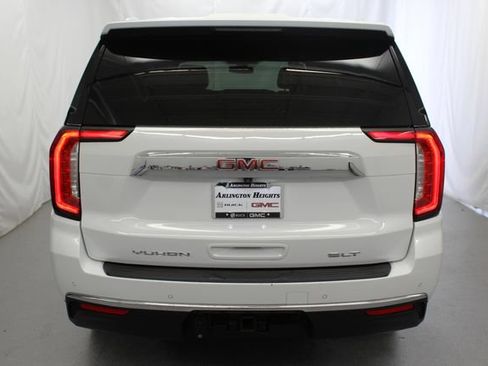 Used 2022 GMC Yukon XL SLT w/ SLT Luxury Package AWD/4WD image 10