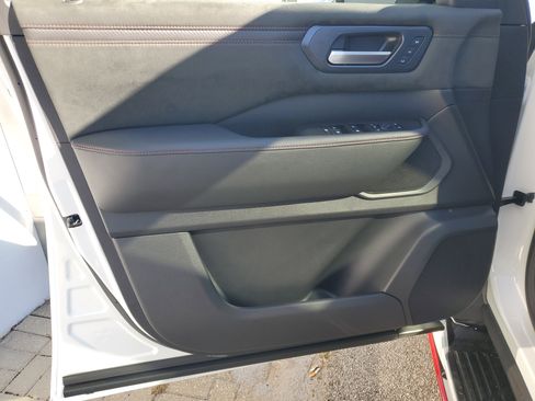 New 2026 Nissan Armada NISMO image 16