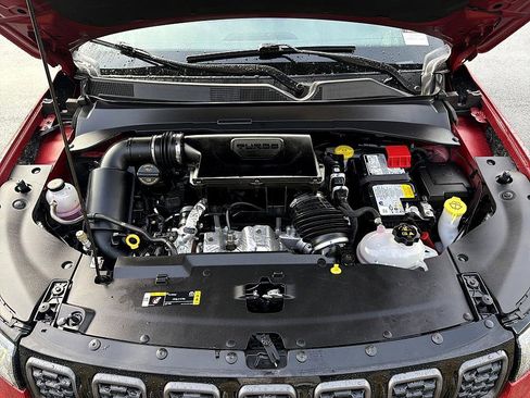 Used 2025 Jeep Compass Latitude w/ Altitude Special Edition image 22