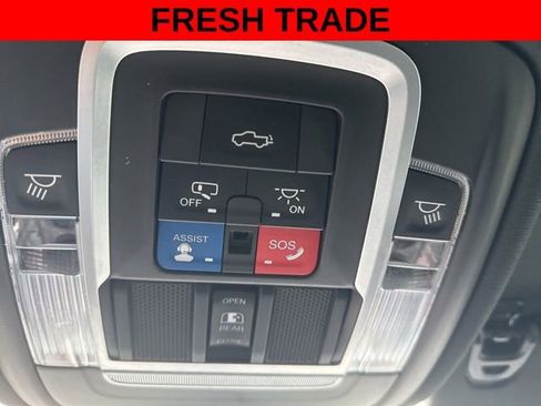 Used 2019 RAM 1500 Laramie AWD/4WD image 14