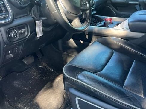Used 2021 RAM 1500 Laramie RWD image 3