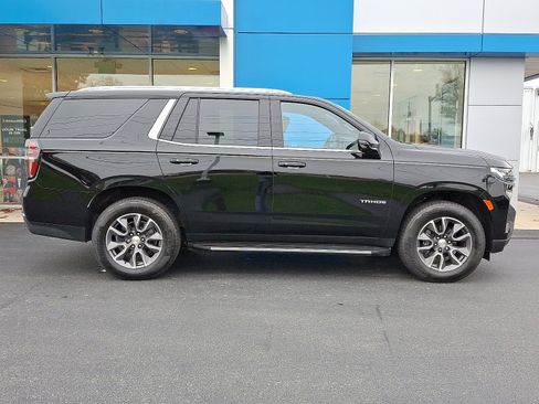 Used 2023 Chevrolet Tahoe LT w/ Luxury Package image 7