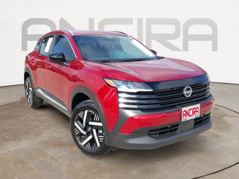 Certified 2026 Nissan Kicks SV FWD image 4