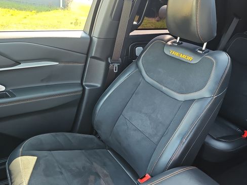 Used 2026 Ford Explorer Tremor w/ Tremor Ultimate Package AWD/4WD image 32
