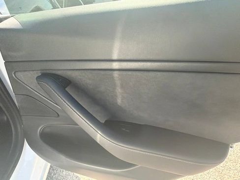 Used 2020 Tesla Model 3 Long Range AWD/4WD image 11