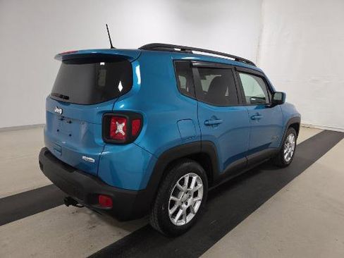 Used 2019 Jeep Renegade Latitude image 3