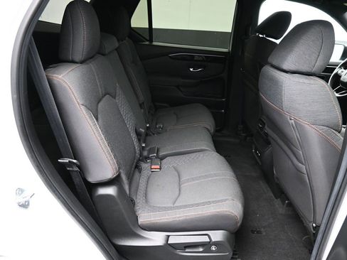 Certified 2023 Honda Pilot Sport image 23