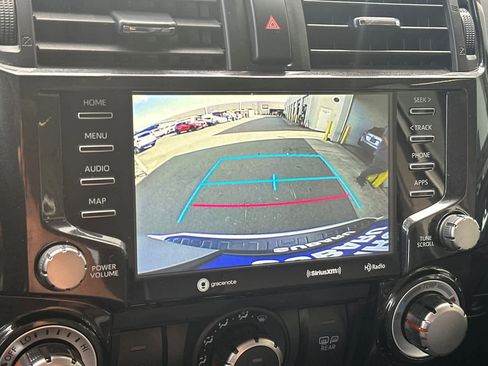 Used 2021 Toyota 4Runner Venture w/ Moonroof Package image 21