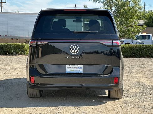 New 2025 Volkswagen ID. Buzz Pro S Plus image 5
