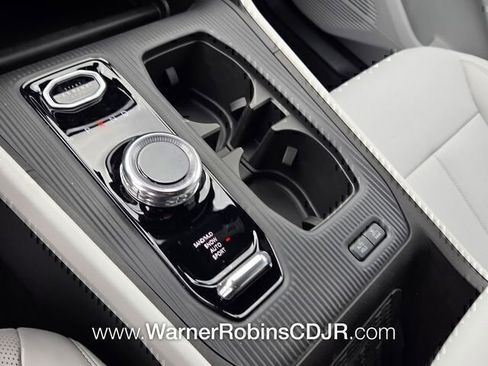 New 2026 Jeep Cherokee Limited AWD/4WD image 24