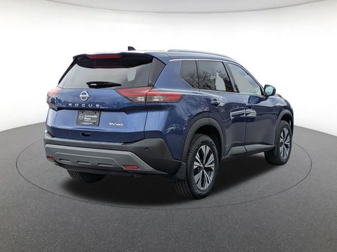 Used 2021 Nissan Rogue SV image 5