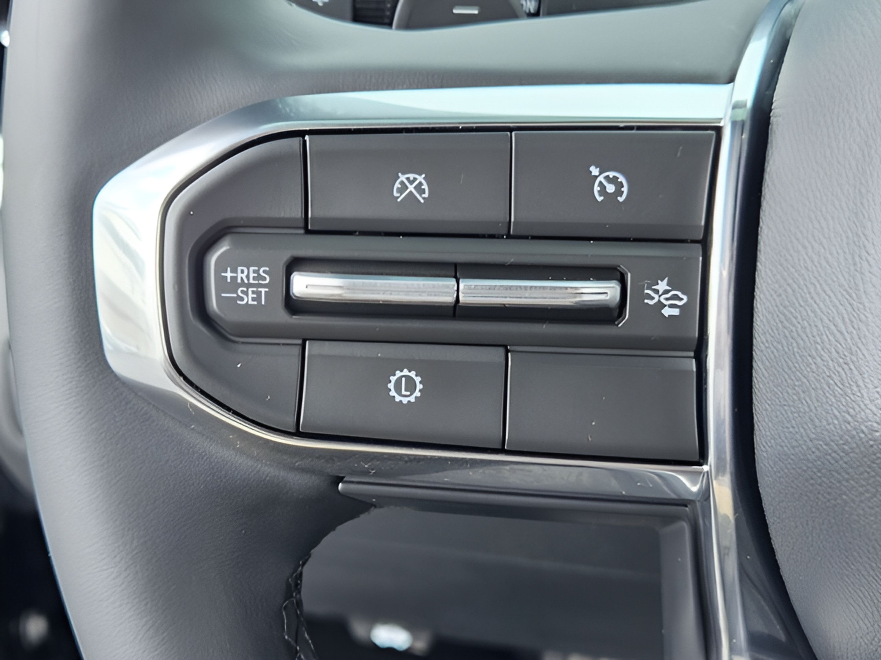 Used 2026 GMC Terrain Elevation FWD image 24