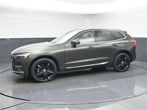 Used 2022 Volvo XC60 B6 Inscription w/ Advanced Package image 4