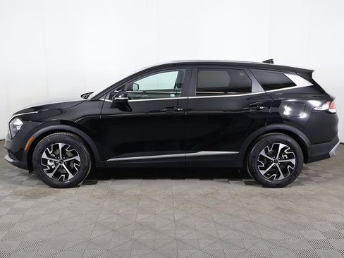 Certified 2023 Kia Sportage EX image 17