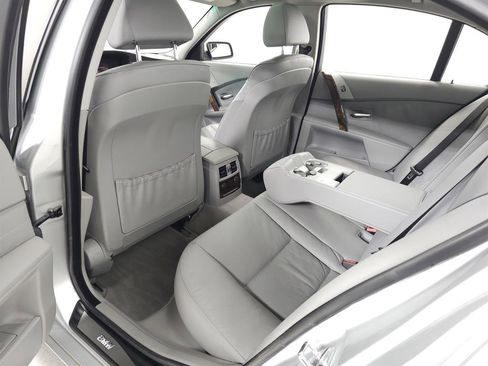 Used 2006 BMW 530i Sedan image 28