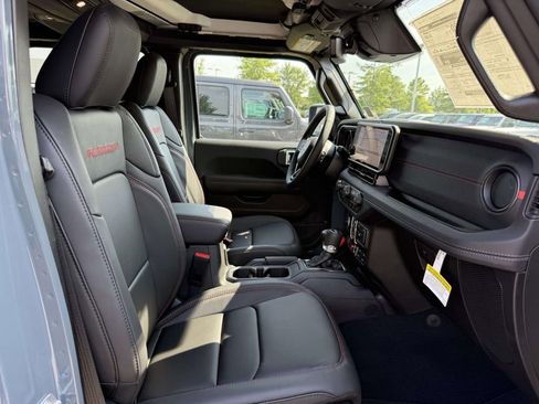 New 2026 Jeep Wrangler Unlimited Rubicon AWD/4WD image 15