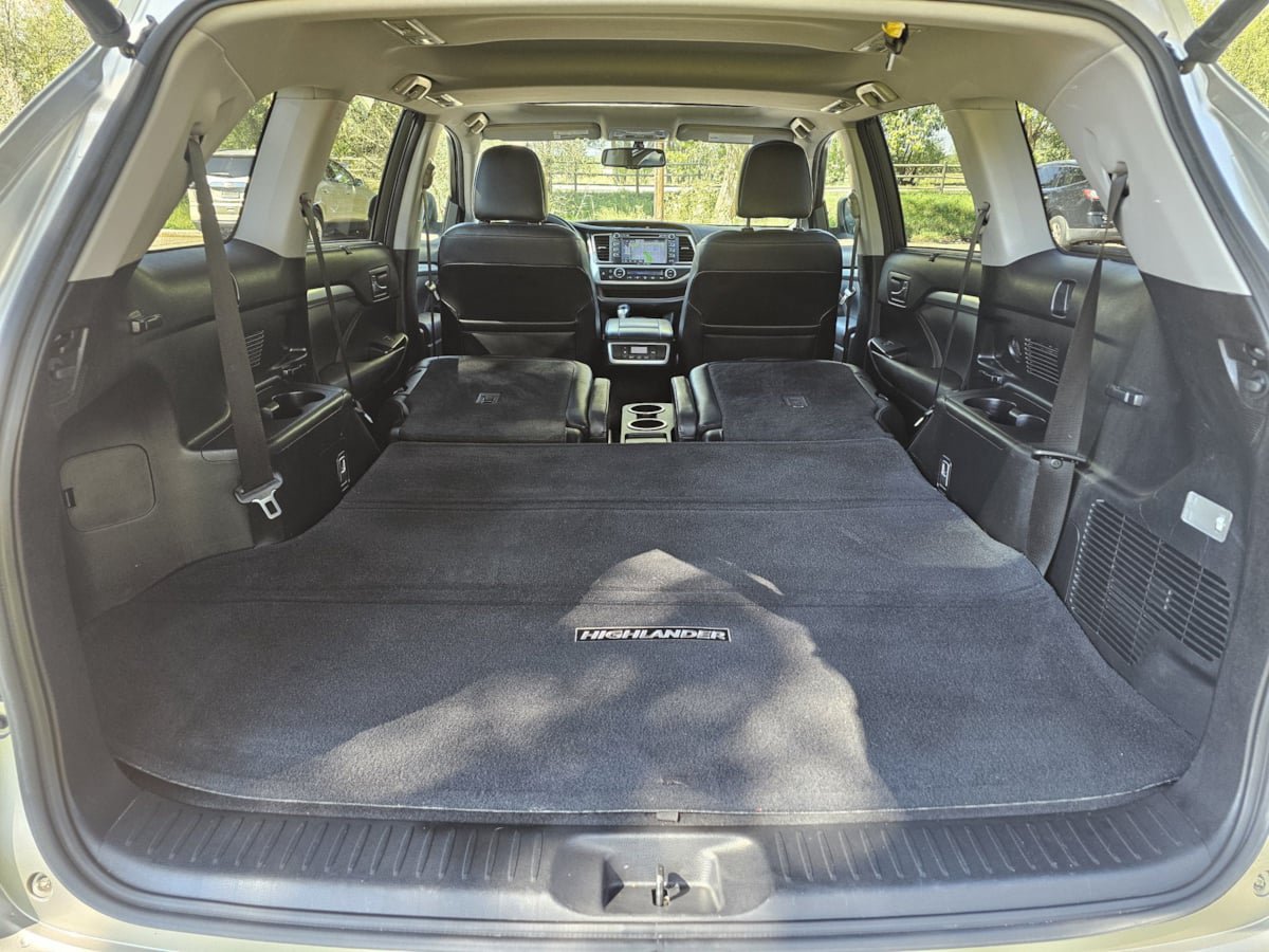 Used 2016 Toyota Highlander XLE AWD/4WD image 41