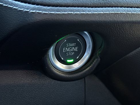 Used 2025 Chevrolet Tahoe Z71 image 30