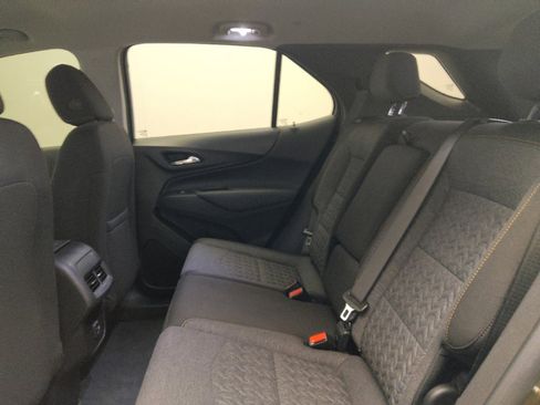 Used 2023 Chevrolet Equinox LT w/ Driver Convenience Package image 18