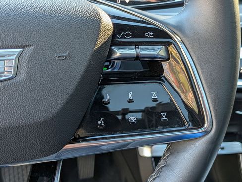 Used 2024 Cadillac Lyriq Sport image 19