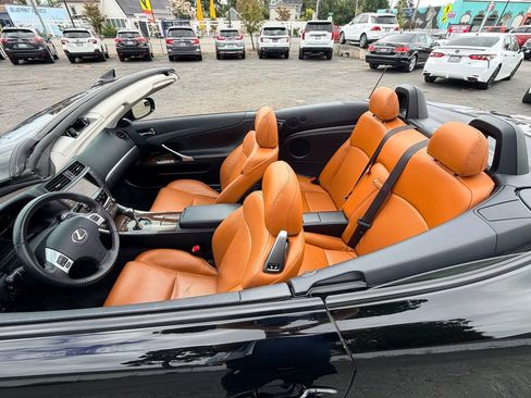 Used 2012 Lexus IS 350C w/ Luxury Pkg RWD image 18