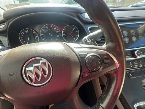 Used 2017 Buick LaCrosse Preferred image 16