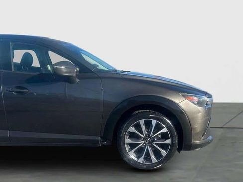 Used 2019 MAZDA CX-3 Touring image 4