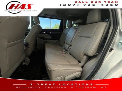 Used 2019 Toyota Highlander Limited AWD/4WD image 12