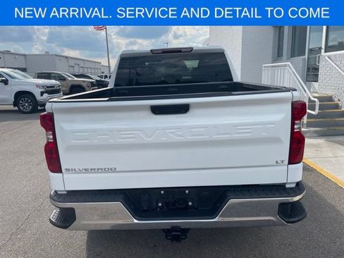 Used 2024 Chevrolet Silverado 1500 LT AWD/4WD image 4