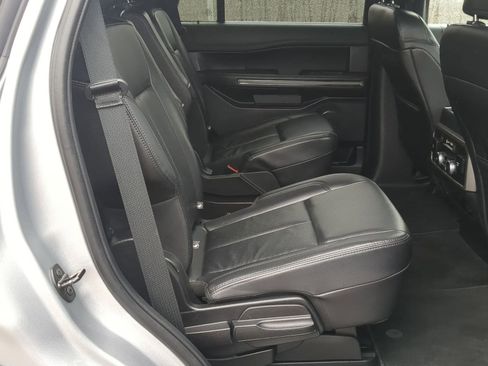 Used 2020 Ford Expedition XLT w/ Equipment Group 202A image 27