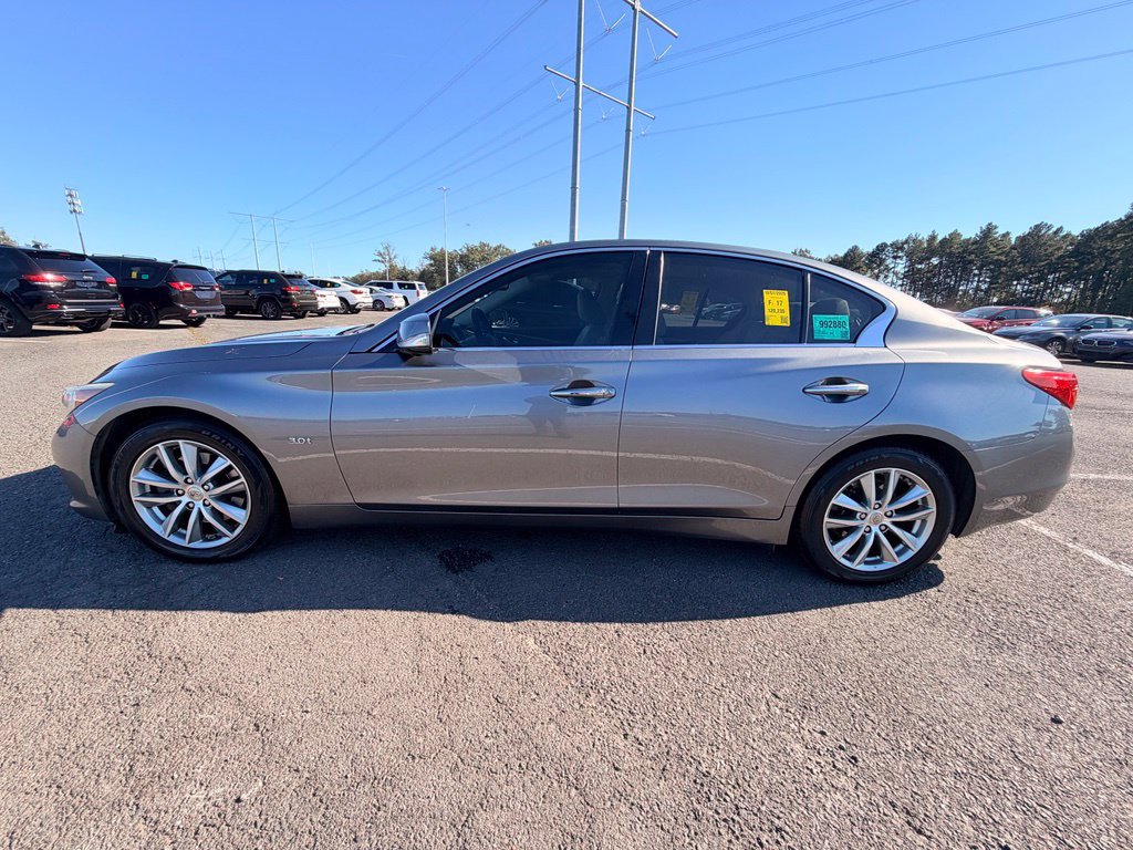 Used 2017 INFINITI Q50 3.0t Premium w/ Driver Assistance Package AWD/4WD image 5