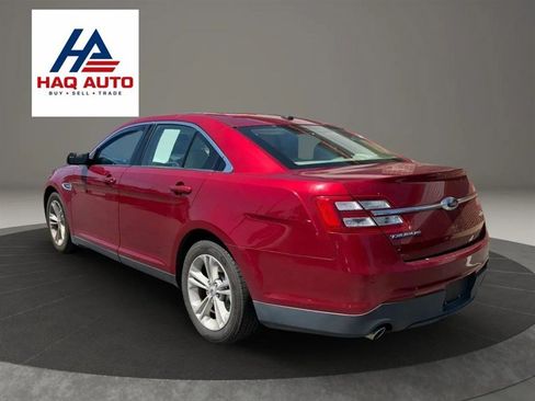 Used 2015 Ford Taurus SEL FWD image 7