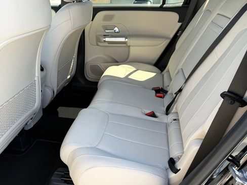New 2026 Mercedes-Benz GLB 250 image 27